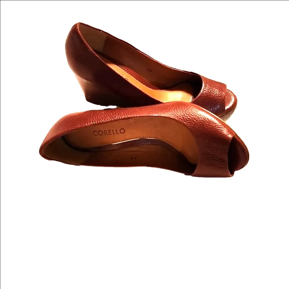 CORELLO wedge peep toe leather size 34 like new condition - Picture 1 of 7